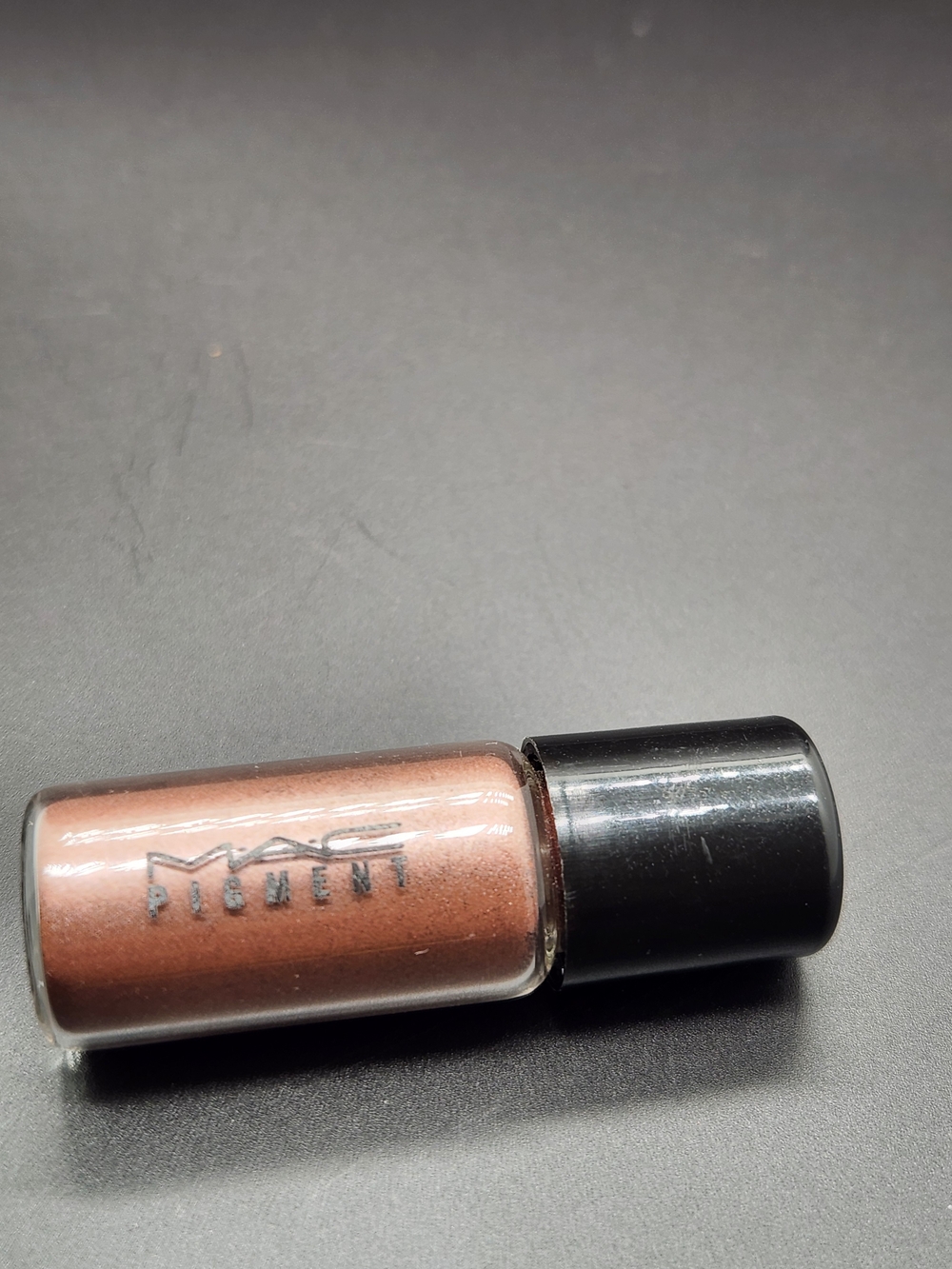MAC Cosmetics Loose Eye Pigment - "Gold Stroke"